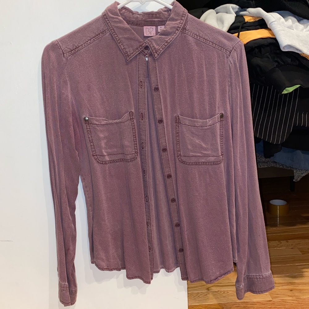 Bp button down